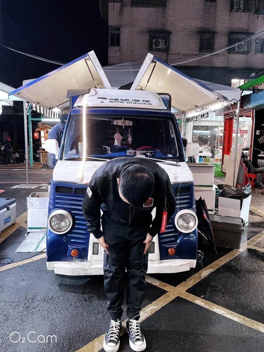 從屏東來花蓮「WOW 哇唬漢堡工廠」餐車老闆感嘆發文:又有員工不告而別