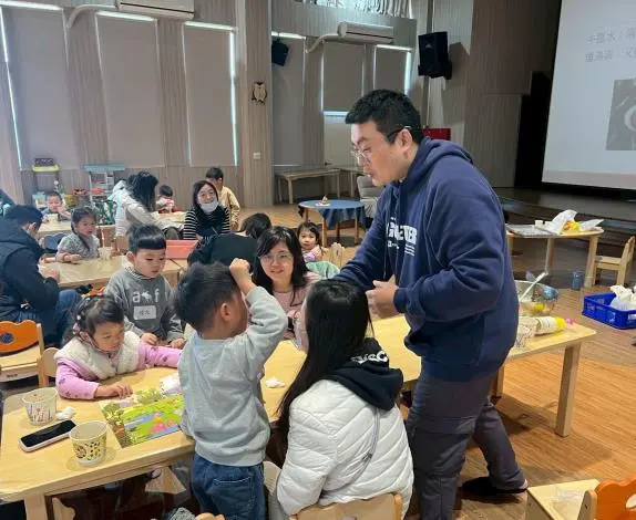 苗栗親子體驗夯!動手做「熝湯粢」認識客家文化 縣長鍾東錦也按讚