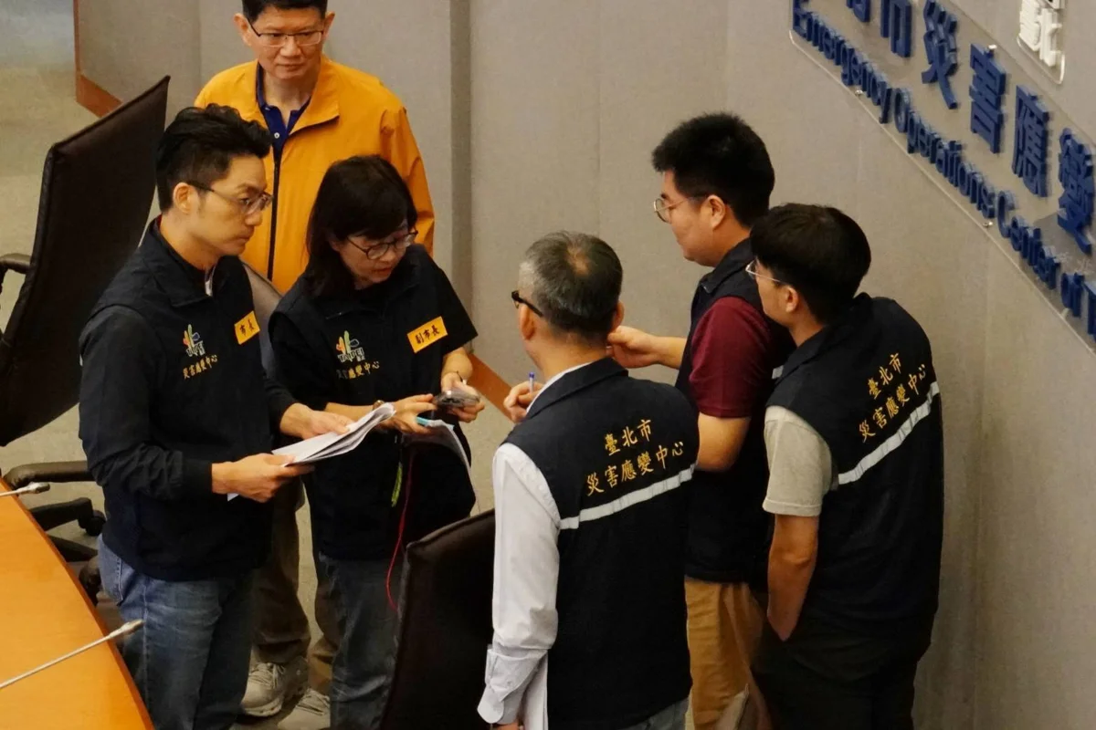 薔琵颱風遠離!台北10/24晚間恢復正常倒垃圾 仍有751戶停電搶修中
