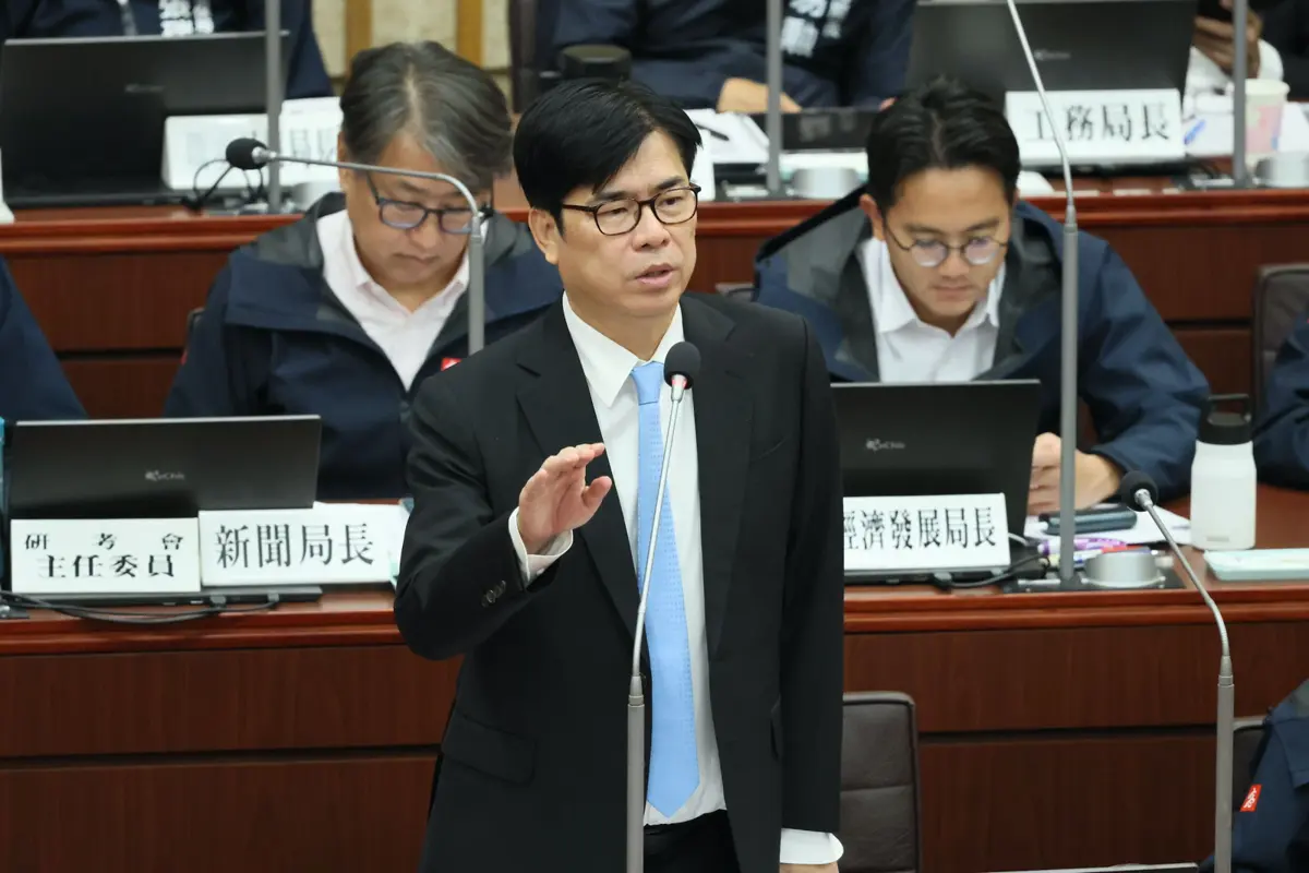 高雄市政總質詢:年底公托衝89處、敬老卡將優化、霸凌零容忍