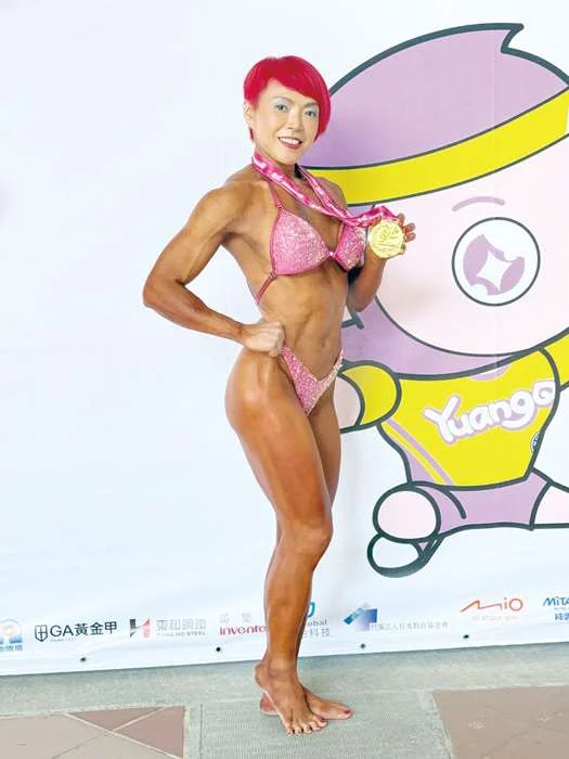 金門之光!「台灣健美女神」李佾明全民運奪金 二度稱霸女子形體組