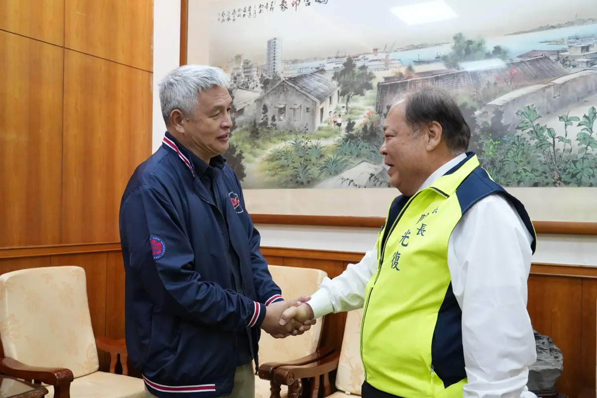 澎科大新校長李文熙拜會陳光復 擘劃澎湖「無人機島」與藍色經濟新未來