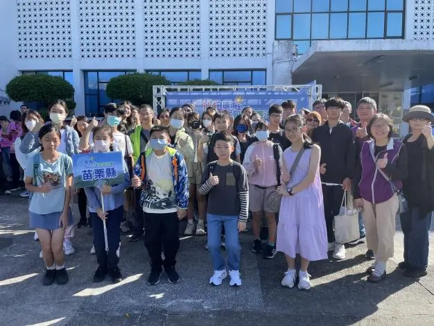 苗栗之光!僑育國小李辰澤勇奪2025全國環境知識競賽亞軍