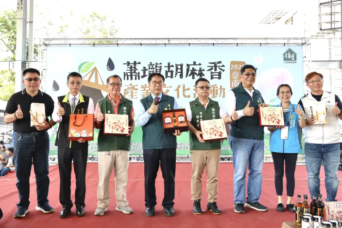 台南胡麻節西港、佳里接力登場!黃偉哲邀全民品嚐「幸胡之味」