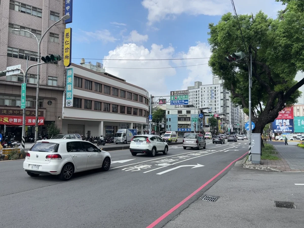 台中首創「AI聽音辨識」路口!聽懂救護車聲秒變綠燈 33處地點大公開