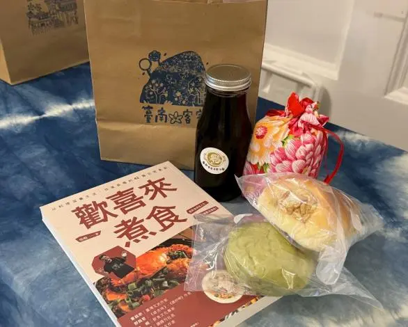 文學館飄出客家味!吳鳴《歡喜來煮食》分享會,邀你用舌尖品味文學