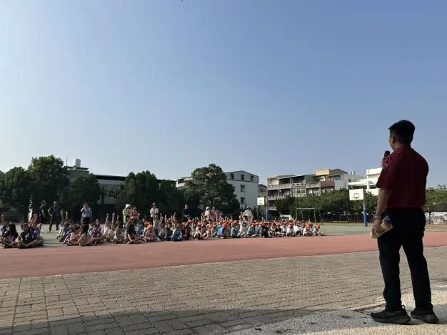 防災從小扎根!頭屋國小變身消防體驗營,學童搶答超踴躍