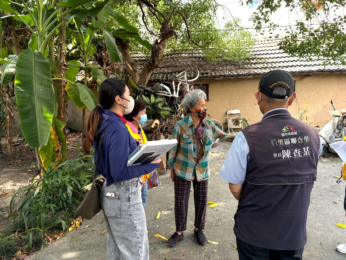 敲門送暖!台中市全面訪查11萬名獨居長輩 共築銀髮安心防護網