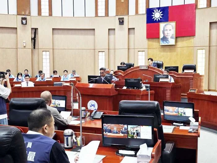 金門縣議會審查114年度決算!審計室點出財政隱憂,議員聚焦台開停業與消防缺口