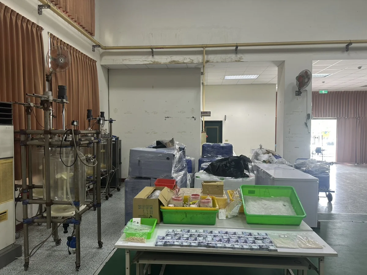 彰化田中分局拂曉出擊!破獲7300萬製毒工廠 現場驚見270萬現金