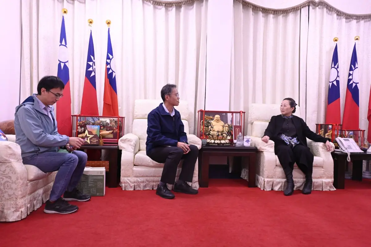 新官上任!農水保署花蓮分署長鐘啟榮拜會徐榛蔚 共商花蓮治水大計
