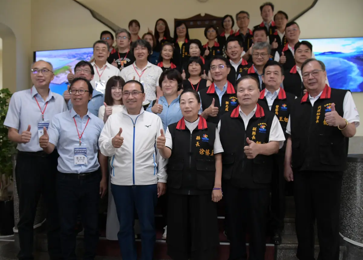新北市長侯友宜力挺花蓮經濟振興 攜手縣長徐榛蔚推動觀光與農特產品銷售