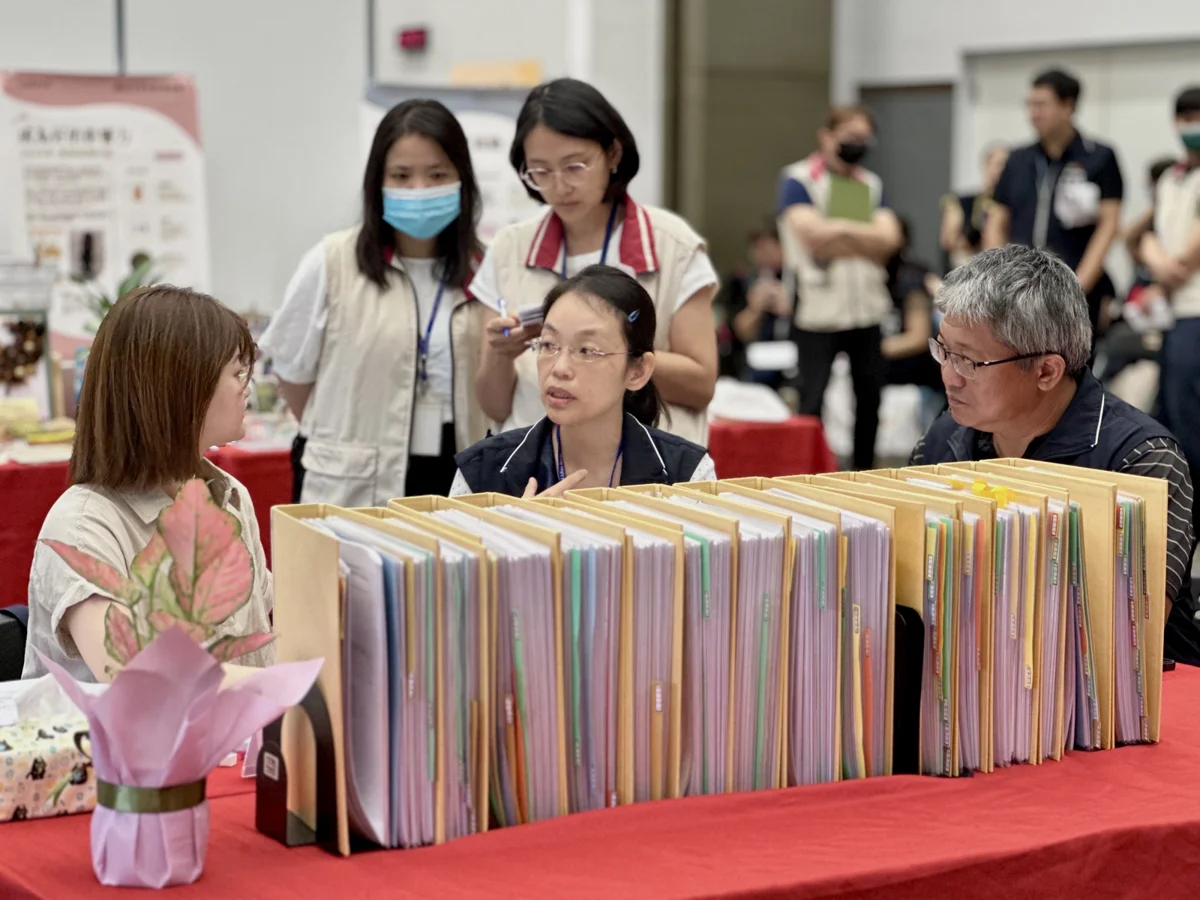 台中市福利大升級!10月起敬老卡搭計程車補助提高至100元