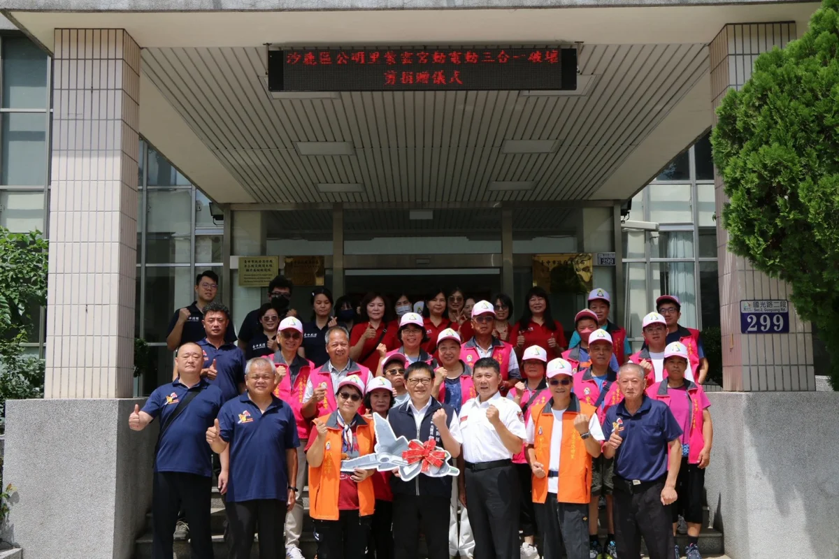 【大里快訊】沙鹿紫雲宮跨區送暖!豪捐67萬救災破壞剪 提升大里分隊救援戰力