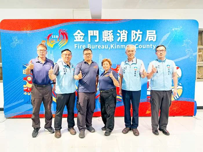 金門之光!2義消勇奪全國最高榮譽 消防局長親表揚