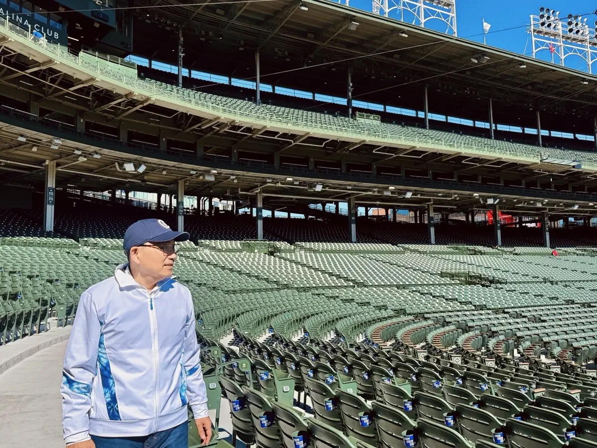【新北巨蛋借鏡】侯友宜遠赴芝加哥 取經百年球場Wrigley Field街區經濟