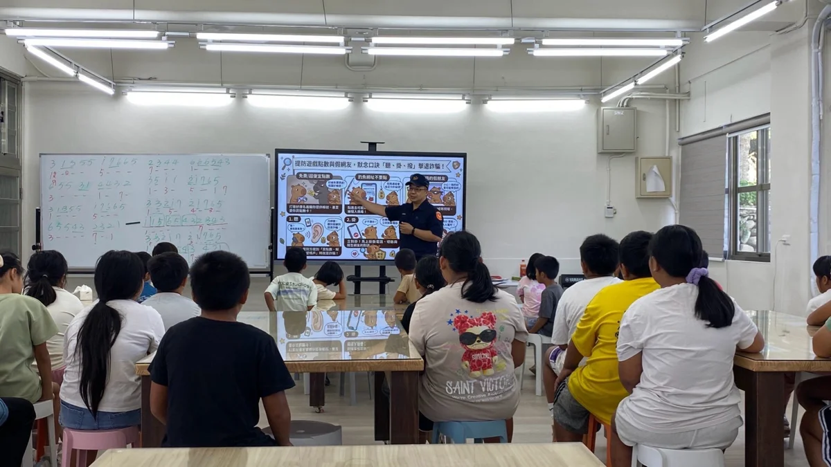 關山警用AI畫「超萌水豚」進校園！加拿國小學童秒懂4大安全觀念