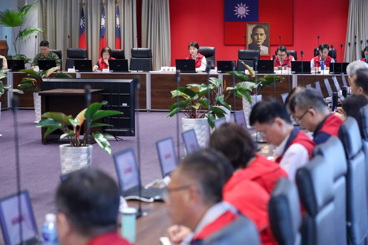 強颱巴威逼近!台中市政府提升戰備層級 盧秀燕:寧可超前部署