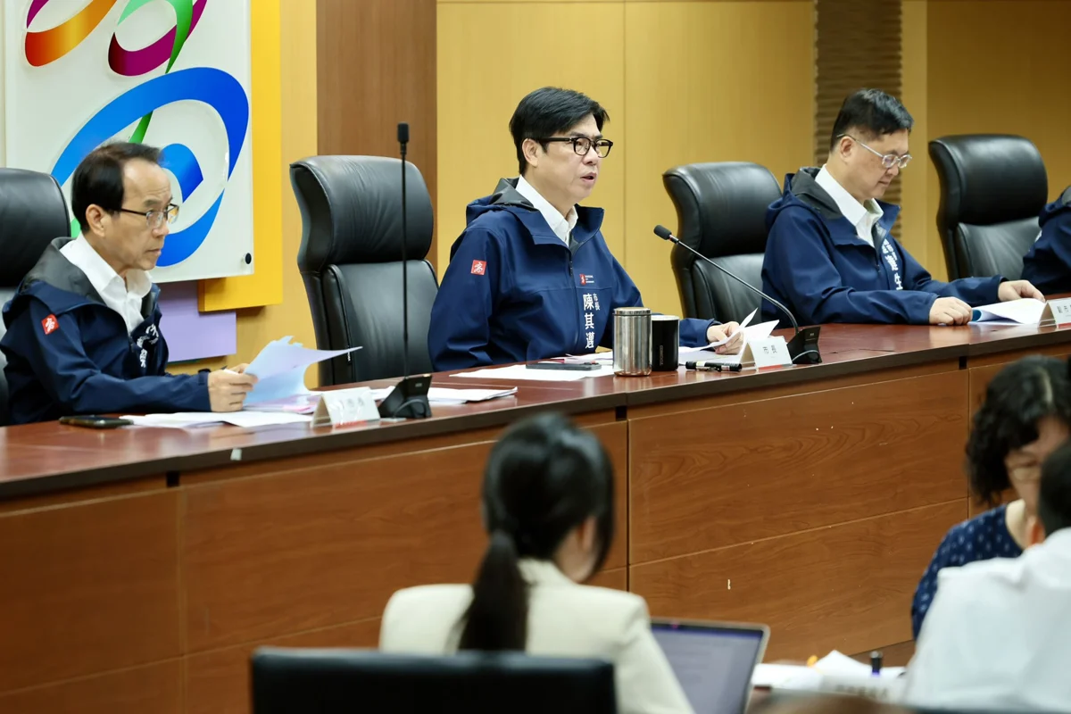 高雄週末必玩!旗津風箏節水樂園登場 陳其邁籲中央地方聯手顧食安
