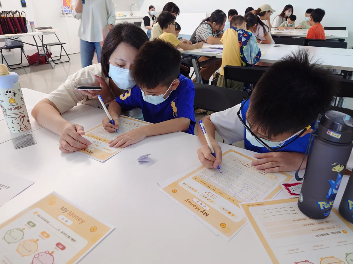 翻轉弱勢家庭未來!台南市推「親子理財活動」 助350人建立金錢觀