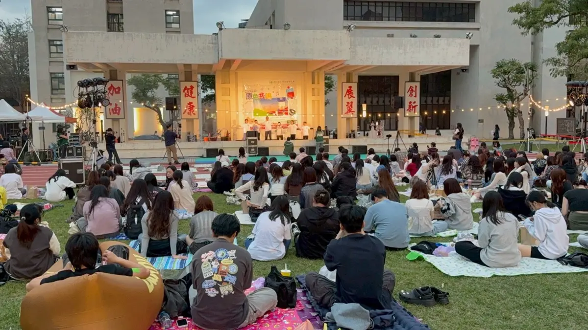 士林驚見最暖心演出!精神康復者站上校園舞台,用舞蹈打破社會隔閡