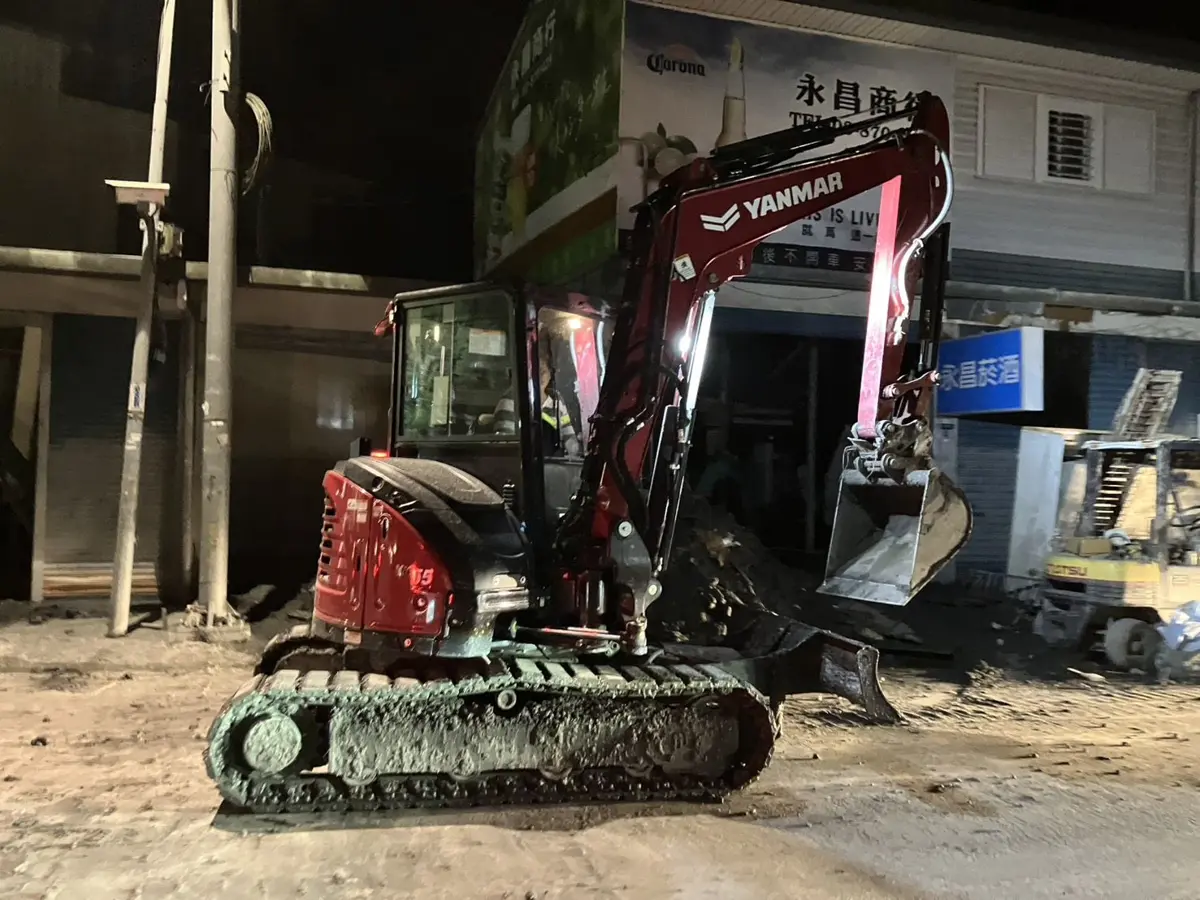 光復鄉泥海惡夢!徐榛蔚領軍拚中秋前清完 24小時不間斷清淤進度曝光