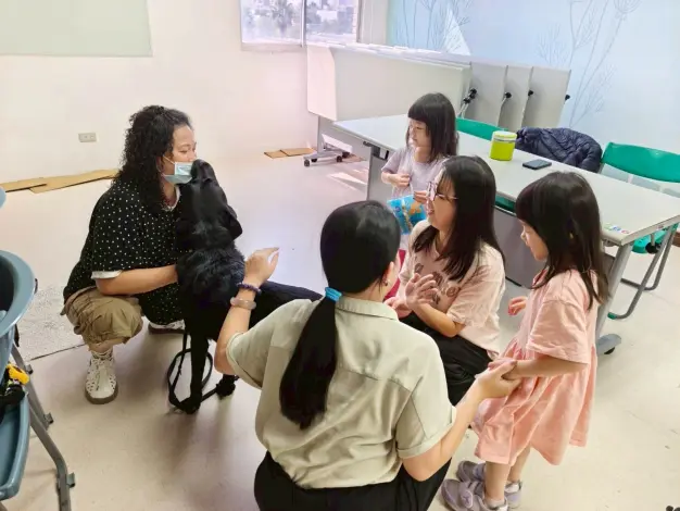 臺南友善育兒再升級!身障媽媽親身設計共融遊戲,安平親子館暖心開跑