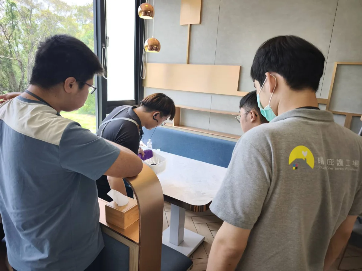 打造友善就業環境!台中勞工局攜手「想窩11餐旅館」推身障職場體驗