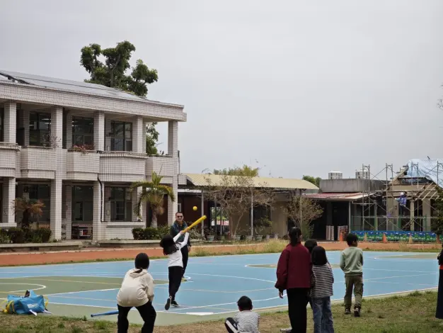 樂樂棒球驚傳明年停辦?台南市府急了!黃偉哲拍板:市預算先頂上,力保學童權益