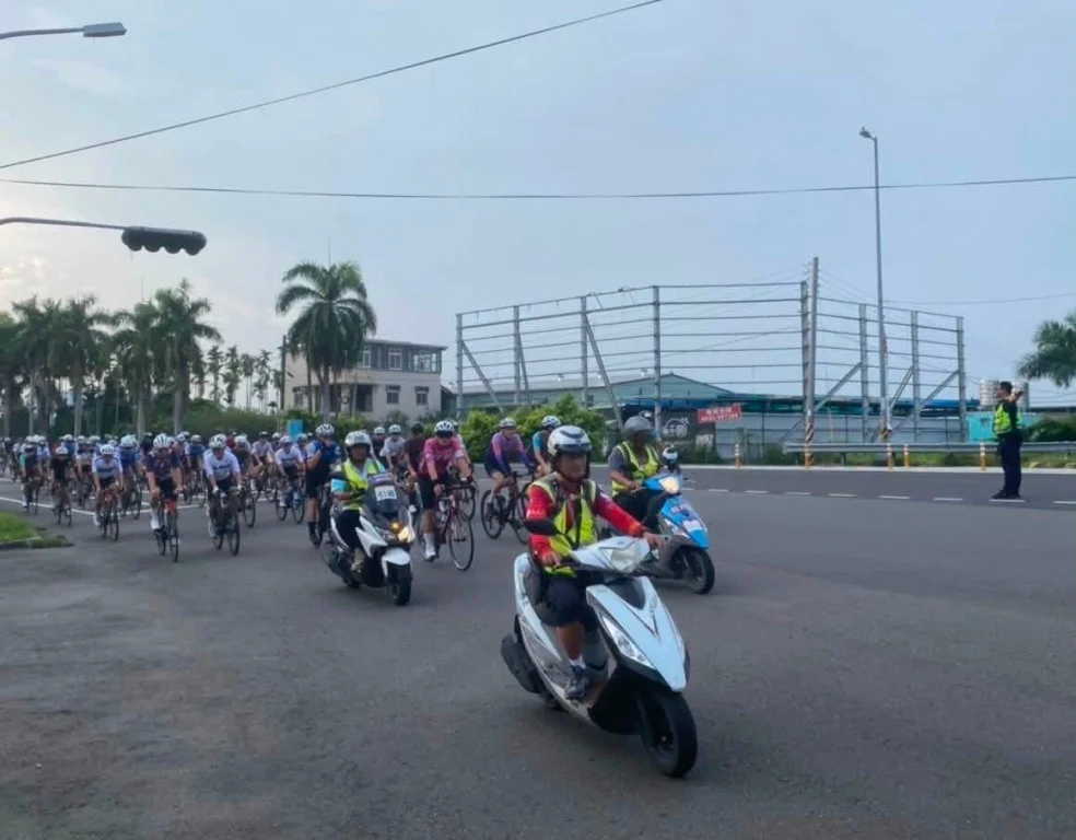 2026南投百K自行車漫遊熱力登場!草屯警暖心守護車友低碳騎行