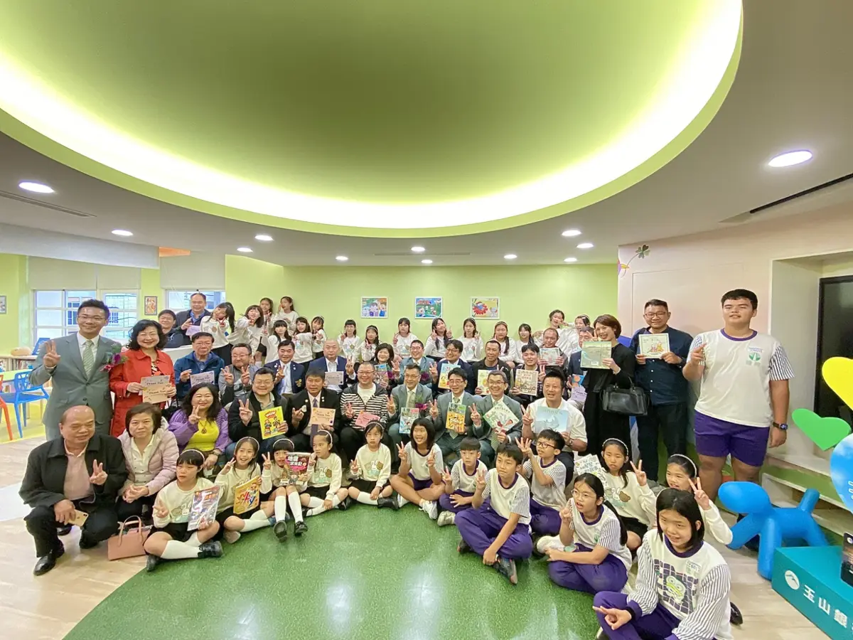 清水槺榔國小喜迎第198座玉山圖書館!新增近千冊藏書點亮學童閱讀夢