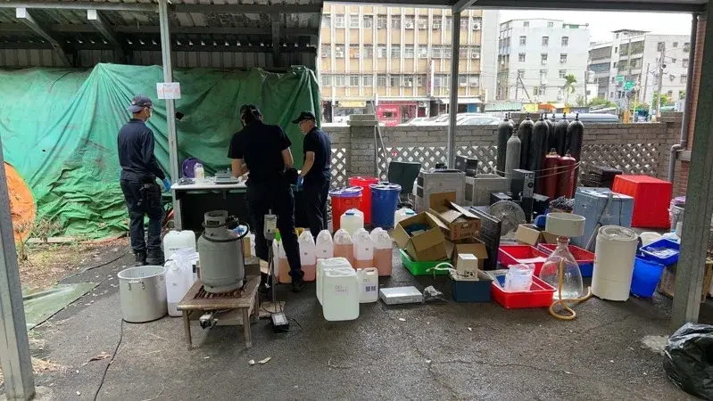 桃園市警動員百餘警力,成功破獲毒品工廠與非法資金