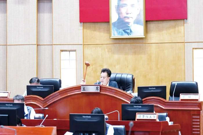 金門縣議會定期會登場!30天議程大公開,BOT案停業與116年總預算成焦點