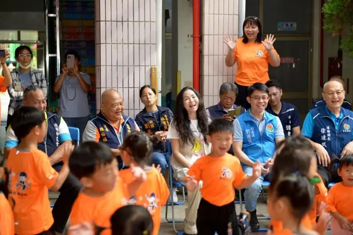 苗栗「台語囝仔」驚艷縣長夫人!造橋談文國小沉浸式教學,種菜撿蛋樣樣來