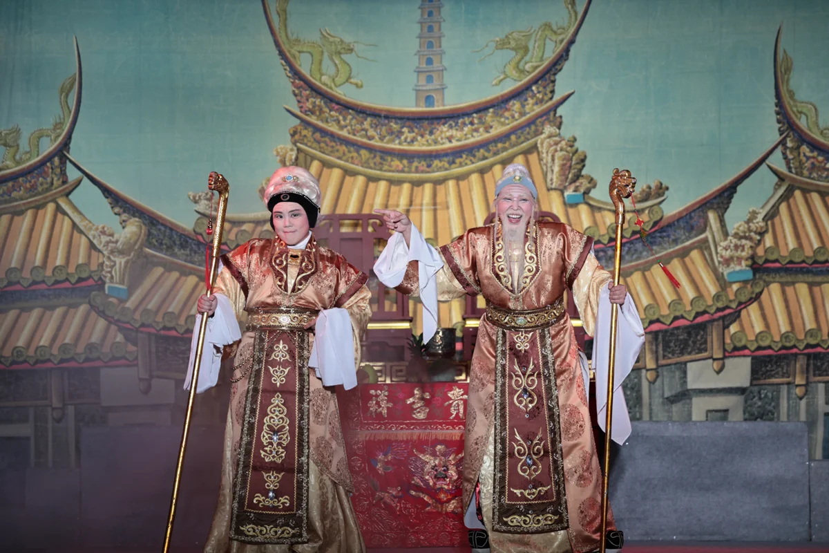 宜蘭週末好去處!蘭陽戲劇團《親人情人》7/31冬山天照宮免費開演