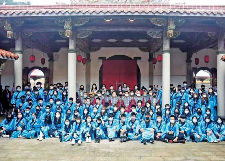 睽違17年！經典閩劇重返東引鄉 伴長輩歡度重陽節