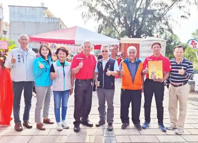 金沙榮光新村「風華再現」!居民親手炊澎粿、學皮雕,參與式預算成果超驚豔