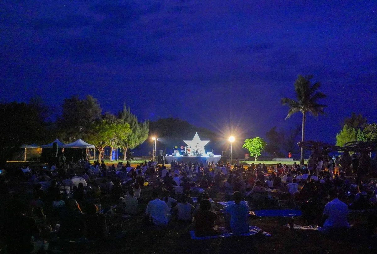 3500人齊聚台東成功海濱!「最美星空音樂會」父親節溫馨登場 金曲歌王乱彈阿翔壓軸開唱