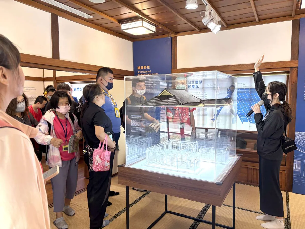 落實文化平權!竹市府邀恆星學坊走讀演武場 體驗無障礙知性之旅
