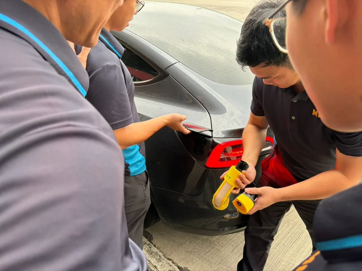 苑裡消防隊精實訓練!操作「電動車緊急插頭」防暴衝 保障車禍救援安全