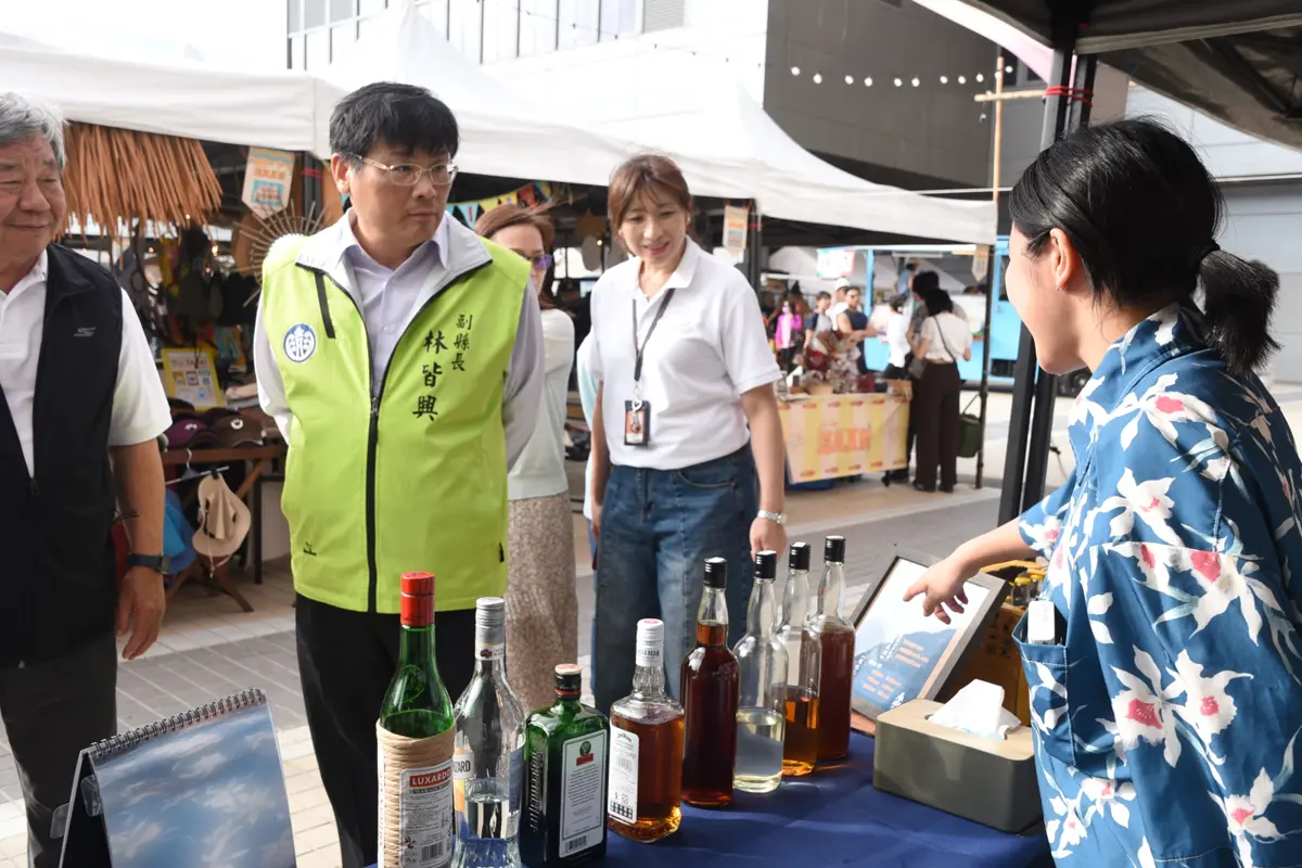 澎湖不只花火節!「海風夏祭」市集週末限定登場,30攤美食文創陪你Chill一夏
