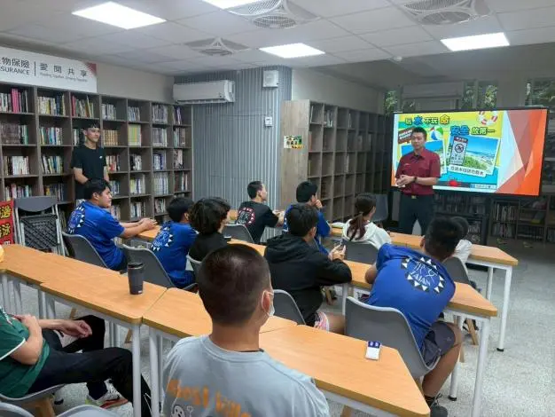 夏日戲水先備課！泰安消防前進校園，傳授「救溺5步」保命絕招
