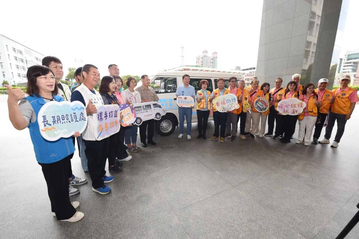 苗栗縣復康巴士「退役潮」獲及時雨!善心企業家連三年捐車注暖流