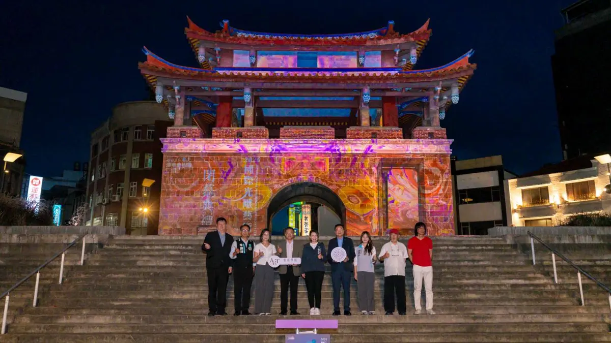 東門城變身光影畫布!2026國際光雕藝術節璀璨閉幕 高虹安:讓藝術走入新竹日常