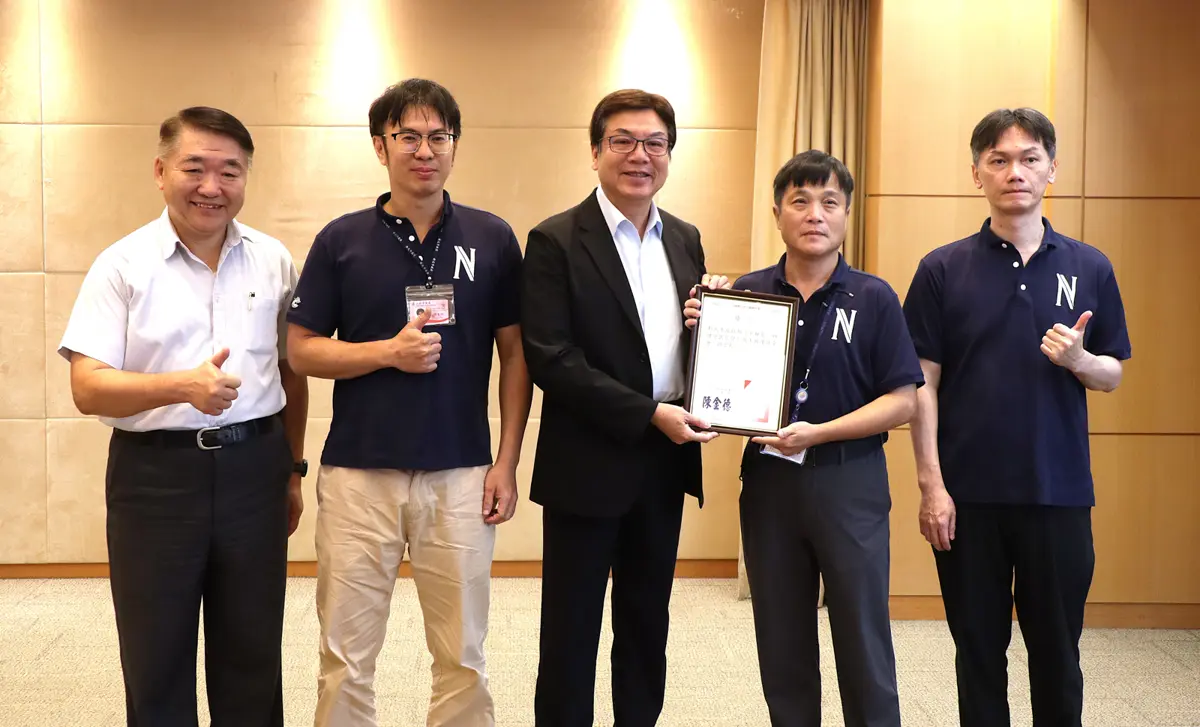 全國唯一!新北新工處奪全民督工「優等」 團隊獻獎分享榮耀