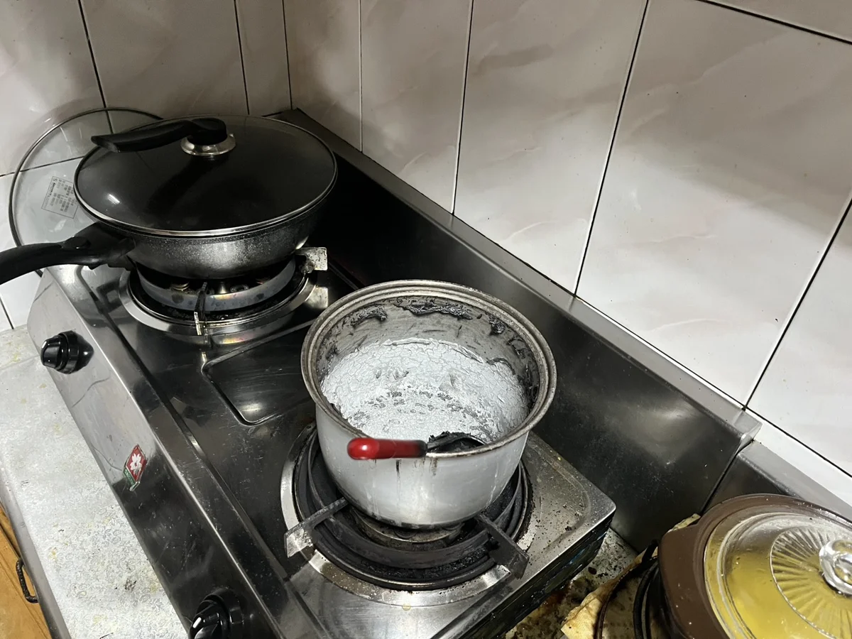 煮個湯差點燒掉廚房?高雄瑞隆分隊曝火災數據:「這習慣」是關鍵