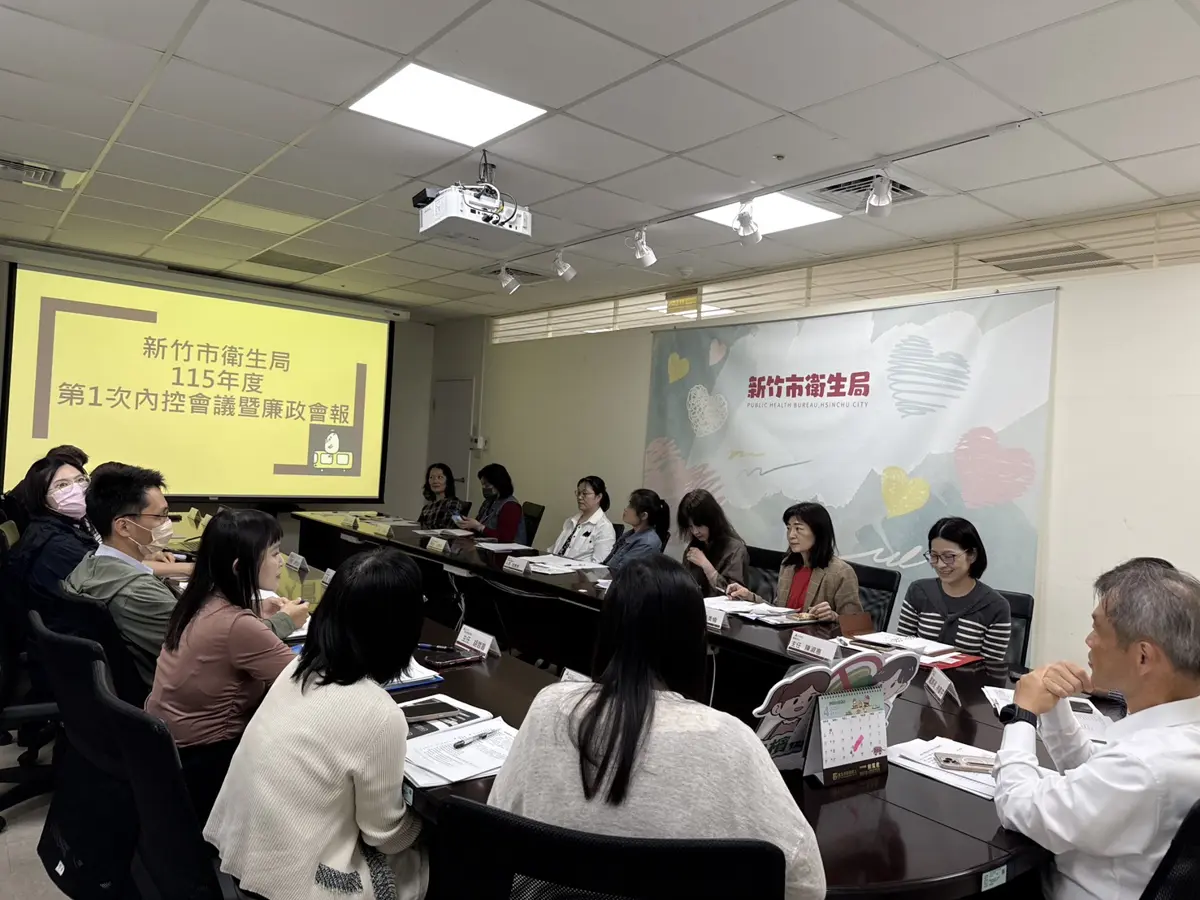 為公務員穿上「法律防護衣」!高虹安力推竹市行政透明、食安稽核SOP全公開