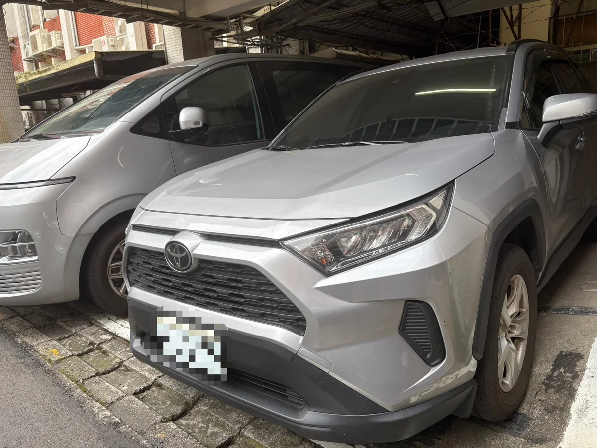 偵防車車牌全曝光!新竹市警局急換42輛車牌 確保員警執勤安全