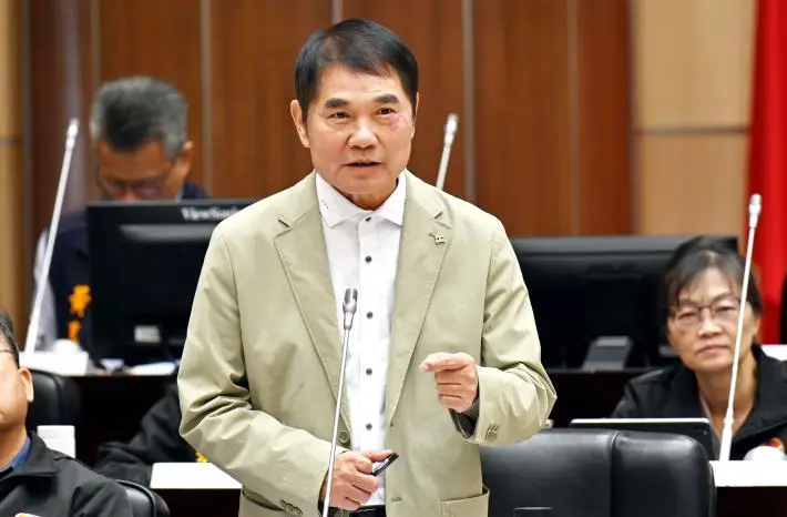 苗栗老師明年有望吃免費午餐!縣長鍾東錦點頭:2026年校長、班導師優先