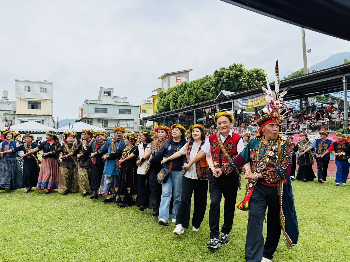 三地門收穫祭盛大登場!百人圍舞慶豐收,屏東縣府加碼原鄉多項社福紅利